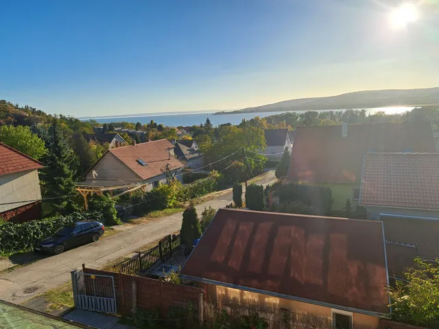 Eladó ház Balatonfűzfő, Fűzfőfürdő 130 nm