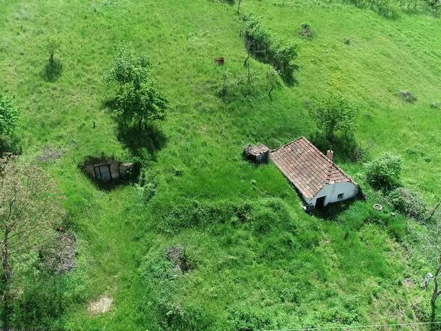 Eladó telek Baj 2018 nm