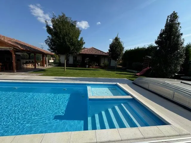 Eladó ház Tatabánya 200 nm