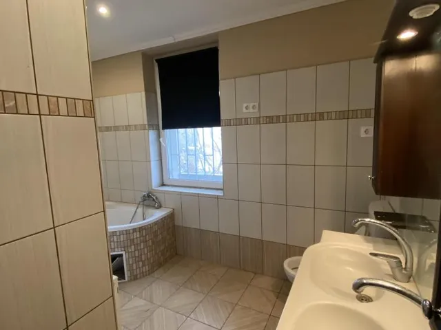 Eladó ház Almásfüzitő 200 nm