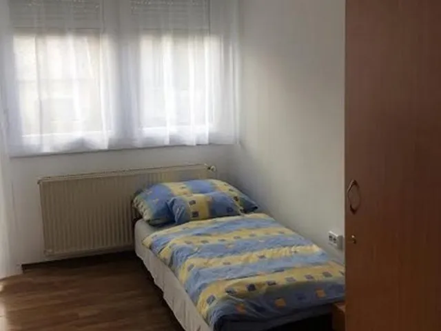 Kiadó ház Tata 150 nm