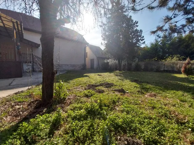 Eladó ház Komárom 80 nm