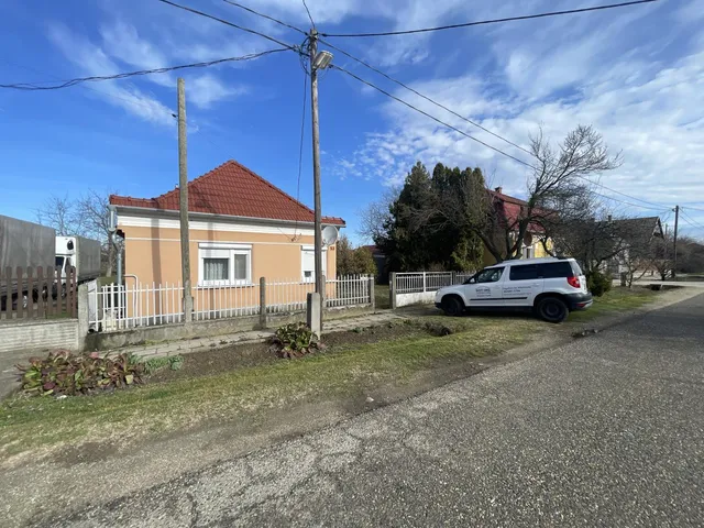 Eladó ház Mocsa 85 nm