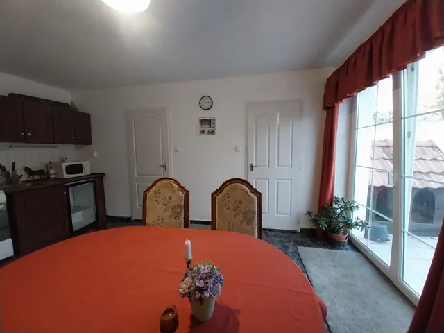 Eladó ház Mocsa 178 nm