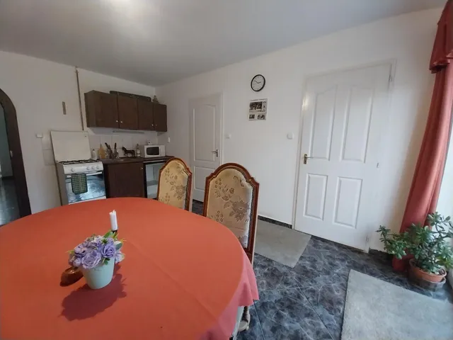 Eladó ház Mocsa 178 nm