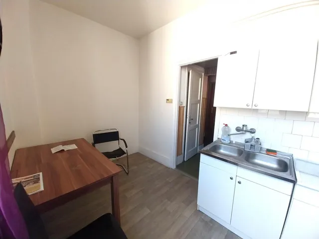 Eladó lakás Oroszlány 38 nm