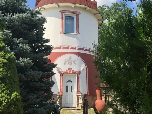 Eladó ház Komárom 238 nm