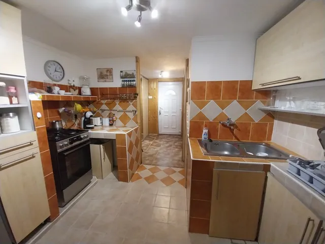 Eladó üdülő és hétvégi ház Császár 91 nm