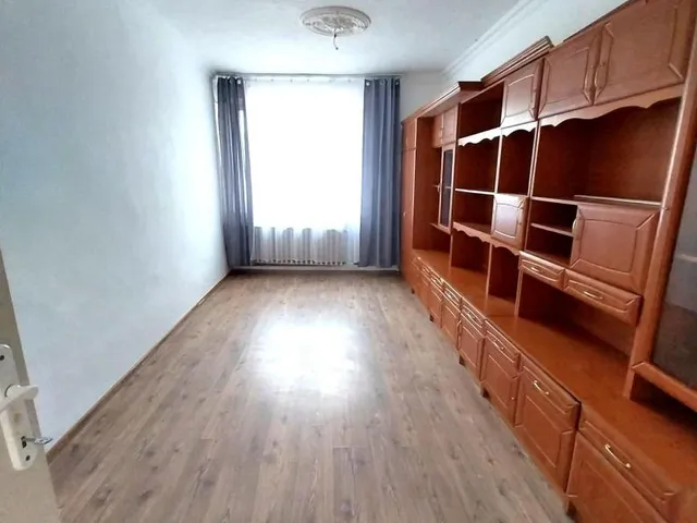 Eladó ház Kisbér 76 nm