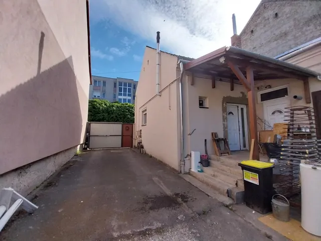 Eladó ház Komárom 138 nm