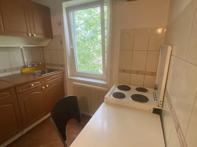 Kiadó lakás Oroszlány 35 nm