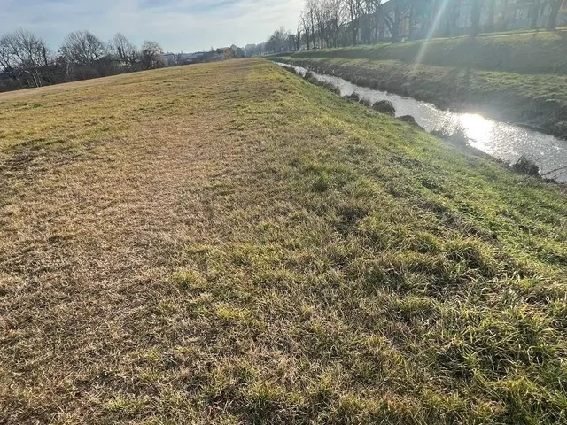 Eladó telek Tata 648 nm