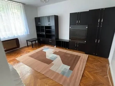Kiadó lakás Tata 42 nm