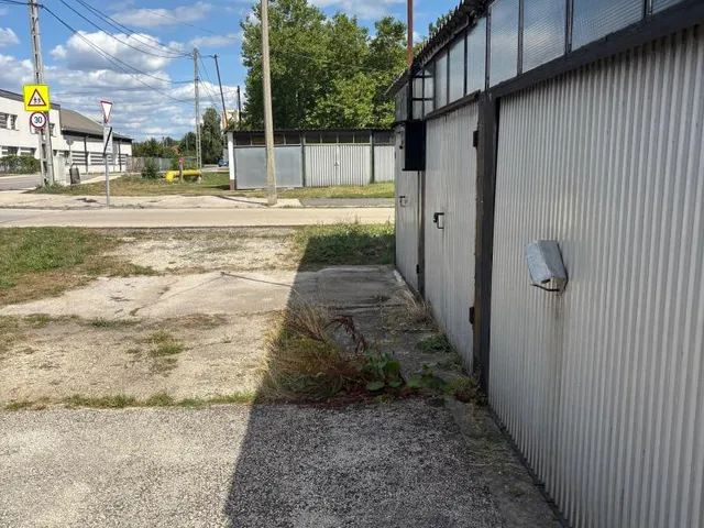 Eladó garázs Tata 16 nm