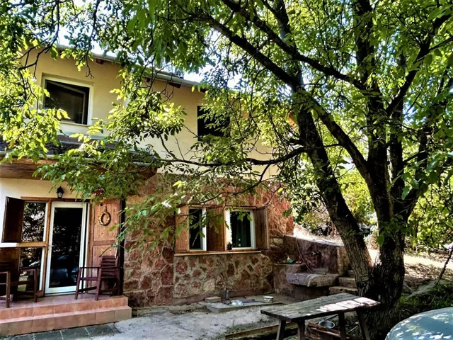 Eladó ház Baj 100 nm