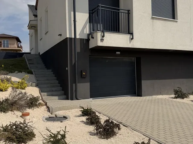 Eladó ház Vértesszőlős 128 nm