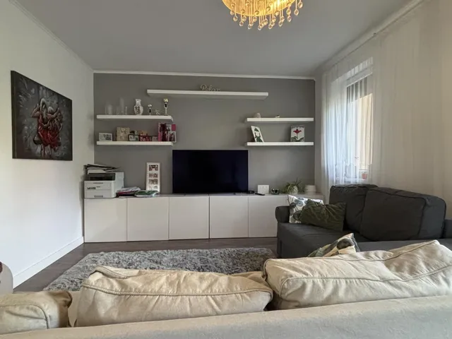 Kiadó ház Tata 96 nm