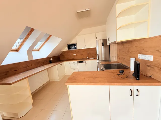 Kiadó lakás Tata 104 nm