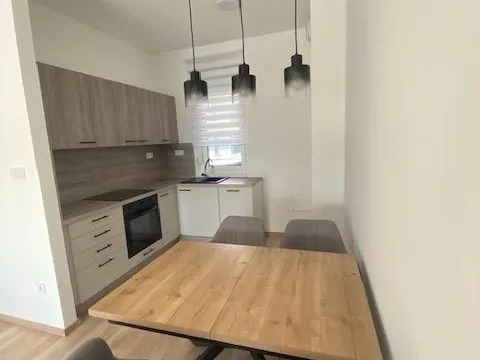 Kiadó lakás Tatabánya 49 nm