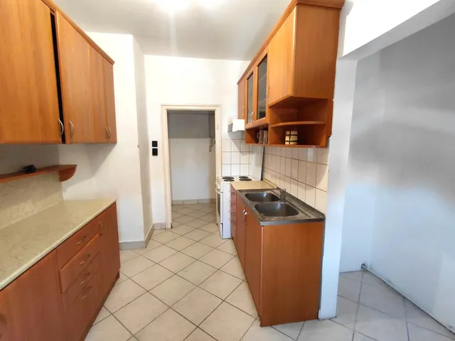 Kiadó lakás Oroszlány 58 nm