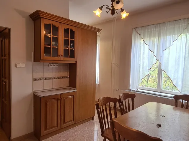 Eladó lakás Tatabánya 68 nm