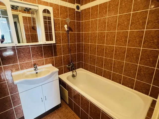 Kiadó lakás Tata 61 nm