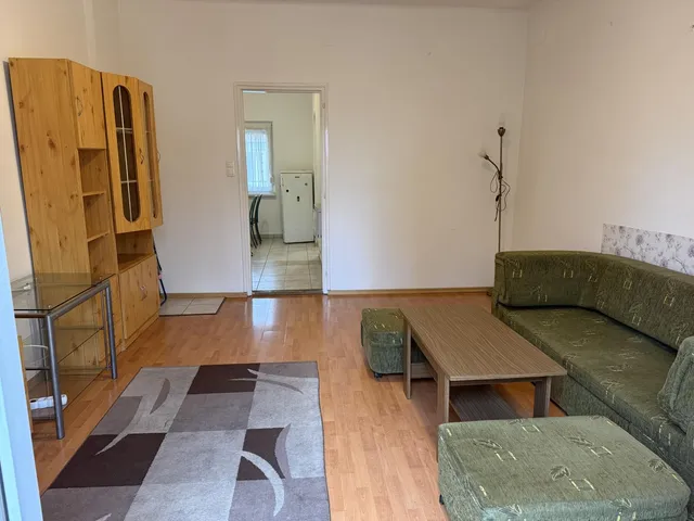 Eladó lakás Komárom 38 nm