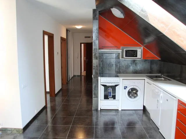 Kiadó lakás Tata 73 nm