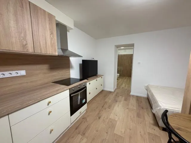 Kiadó lakás Tata 45 nm