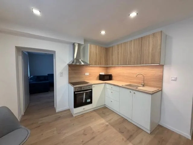 Kiadó lakás Tata 45 nm