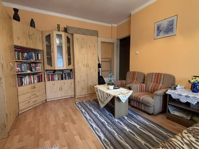 Eladó lakás Tata 37 nm