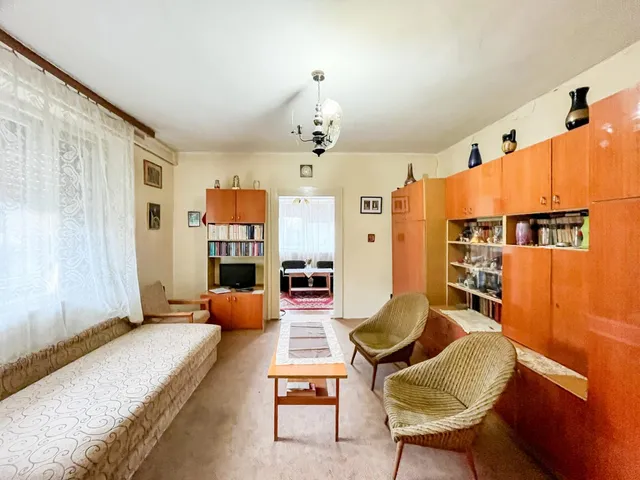 Eladó ház Szomód 70 nm