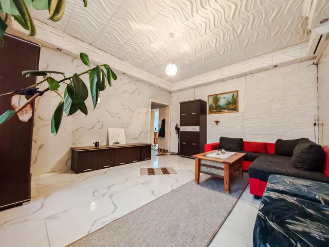 Eladó lakás Tata 50 nm