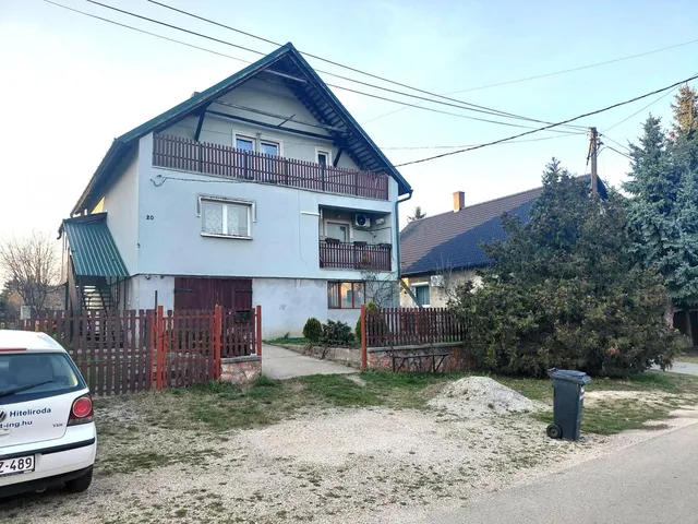 Eladó ház Dad 139 nm