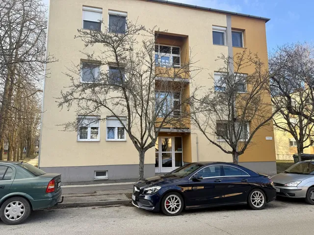 Eladó lakás Komárom 44 nm