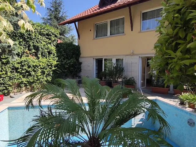 Kiadó ház Tata 140 nm