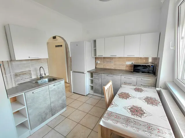 Eladó lakás Oroszlány 36 nm