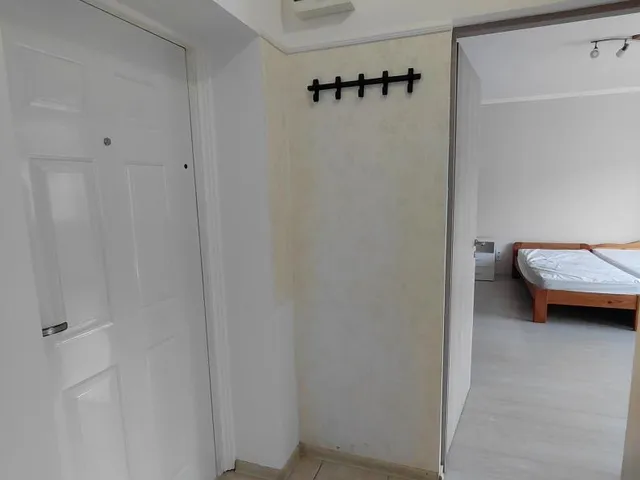 Eladó lakás Oroszlány 36 nm