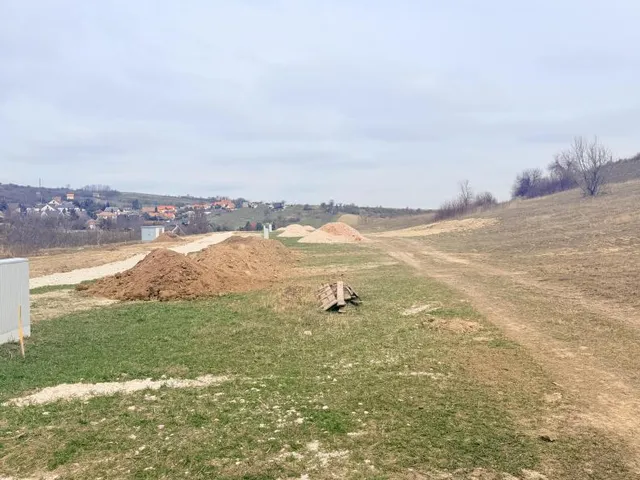 Eladó telek Dunaszentmiklós 1011 nm