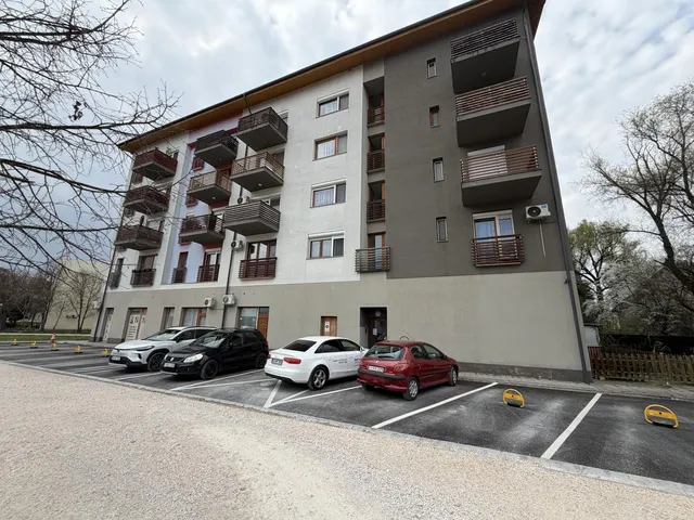 Eladó lakás Oroszlány 45 nm
