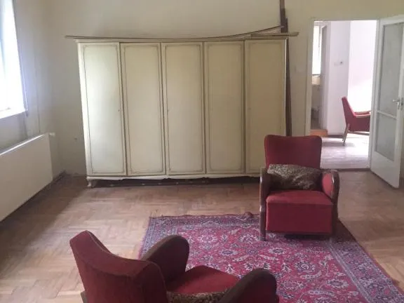 Kiadó kereskedelmi és ipari ingatlan Tata 125 nm