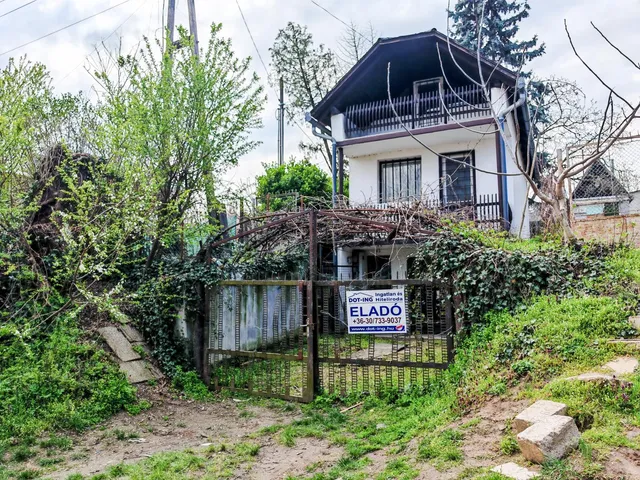 Eladó üdülő és hétvégi ház Vértesszőlős 55 nm