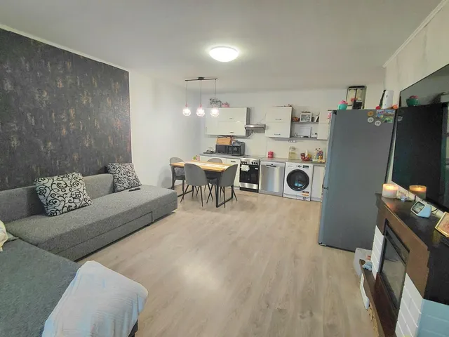 Eladó lakás Oroszlány 55 nm