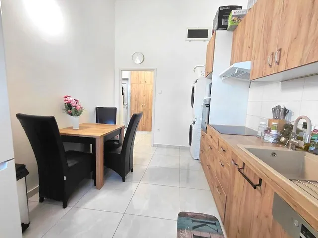 Eladó lakás Komárom 34 nm