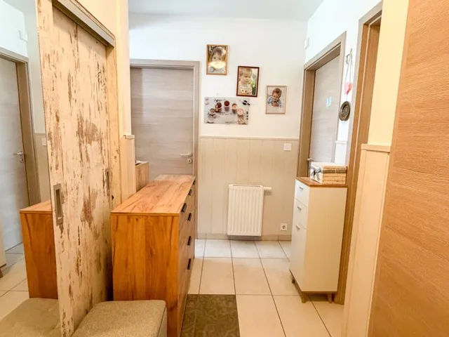 Eladó lakás Tata 72 nm