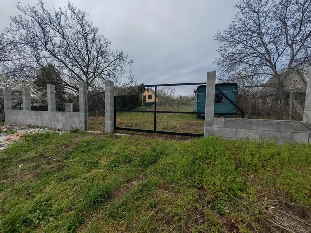 Eladó telek Tatabánya 1163 nm