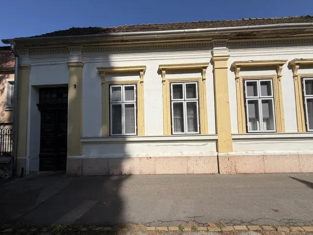 Kiadó ház Tata 50 nm