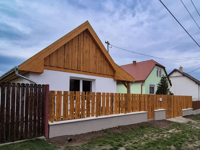 Eladó ház Vértesboglár 80 nm