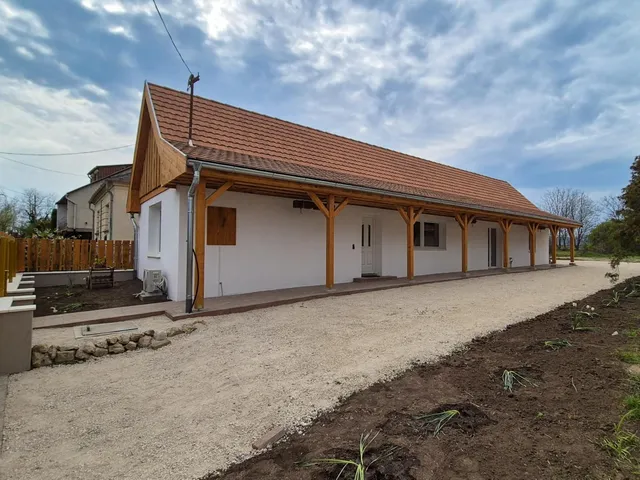 Eladó ház Vértesboglár 80 nm