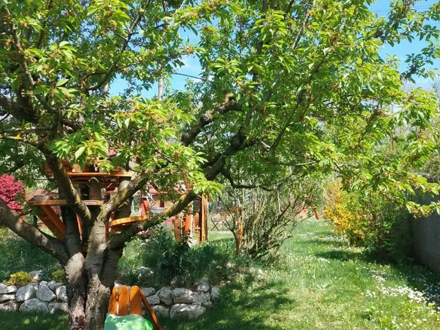 Eladó üdülő és hétvégi ház Tatabánya 25 nm